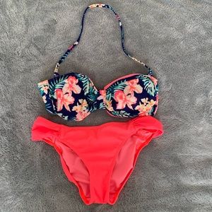 Victoria’s Secret Pink bikini